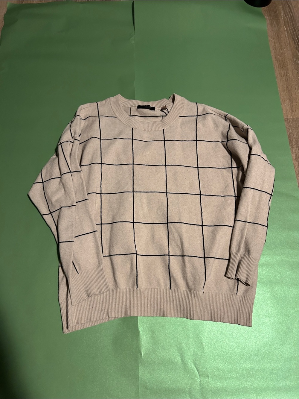 Off white and black sweater